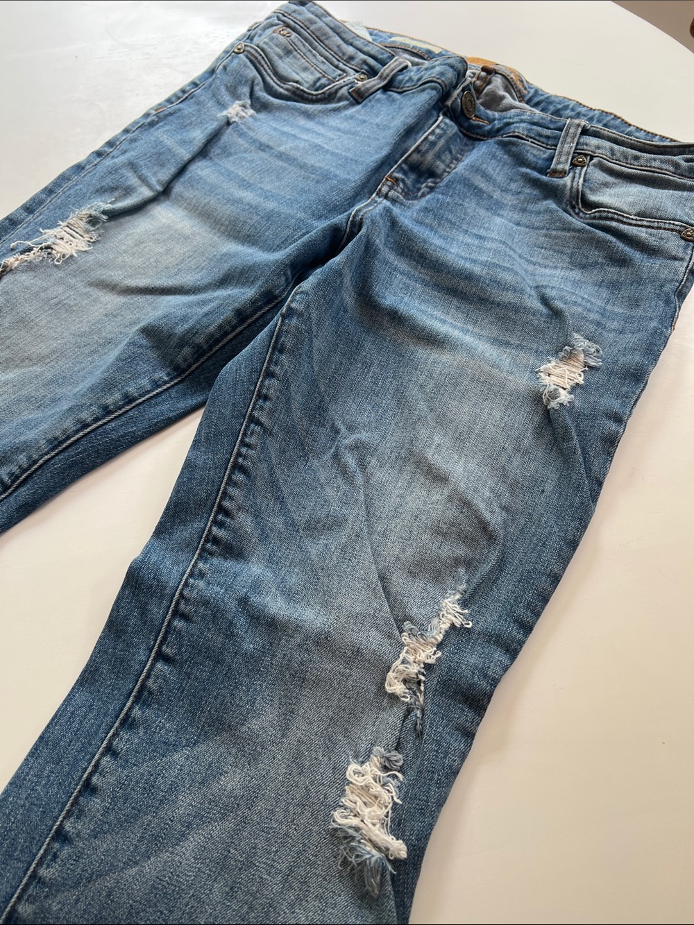 Kut from the Cloth Distressed KATY Boyfriend Jeans 👖